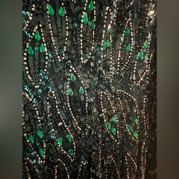 Mac Duggal Sequined Long Sleeves Dress with V Neck #5451 - Picture 4 of 16